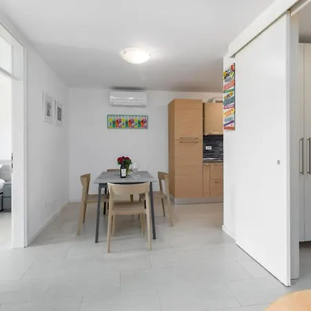 Apartment Ferienwohnung Mara Premium Direkt In Poreczentrum *
