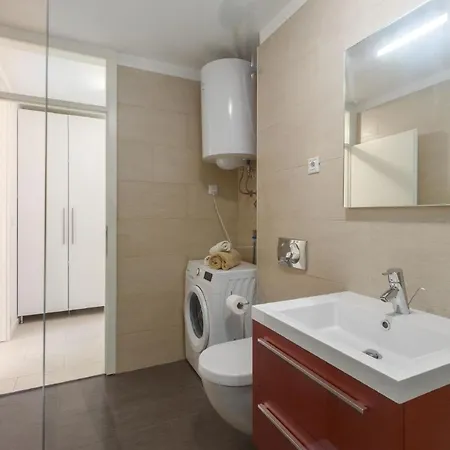 Apartment Ferienwohnung Mara Premium Direkt In Poreczentrum *