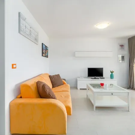 Apartment Ferienwohnung Mara Premium Direkt In Poreczentrum *